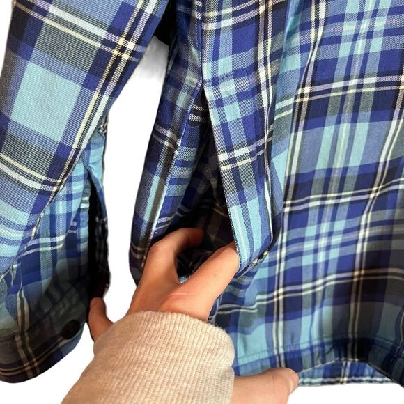 L.L. Bean blue plaid fleece lined shirt. Size xxs - Picture 9 of 10